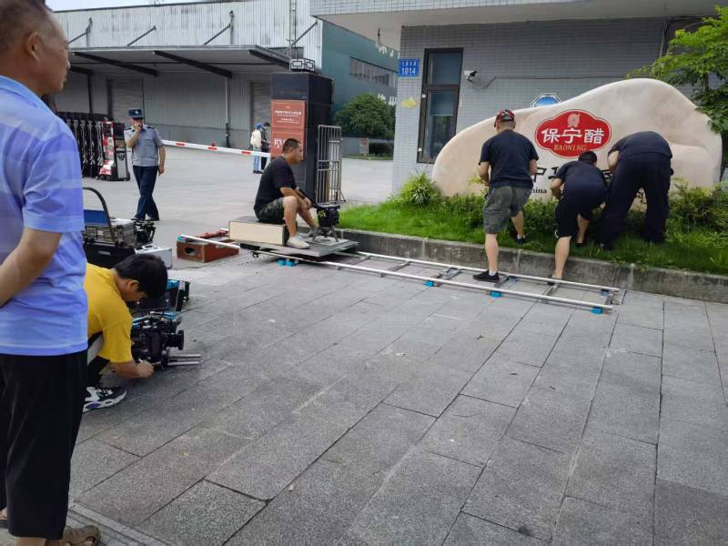 治多县广告片拍摄公司核心优势：全流程服务，让品牌广告片省心更出彩